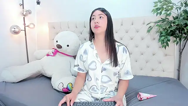 Victoria Coleman online show from 03/03/26, 07:10