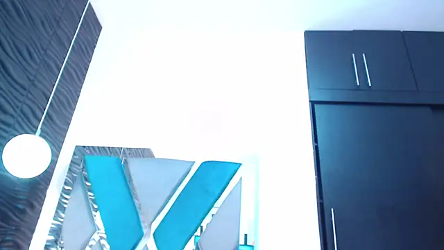 Victoria Coleman online show from 09/17/25, 11:23