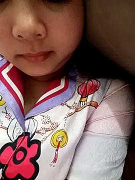 Snapshot of Kute_sex18 chatting on 02/15/25, 02:47 Kute sex18 online show from 02/15/25, 02:47