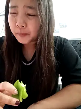 Snapshot of Kute_sex18 chatting on 01/02/25, 02:00 Kute sex18 online show from 01/02/25, 02:00