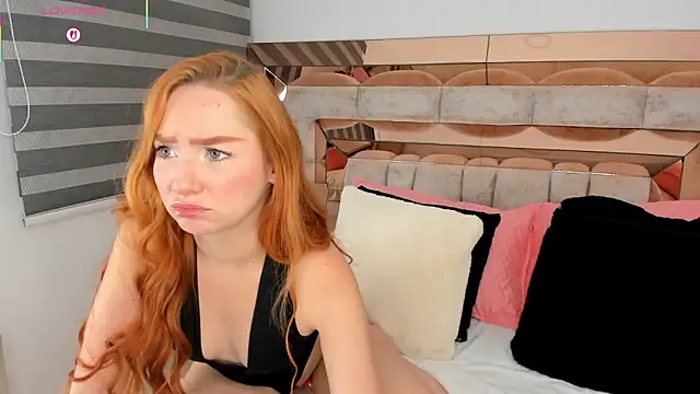 Snapshot of CamiiLovers chatting on 12/18/25, 08:52 CamiiLovers online show from 12/18/25, 08:52