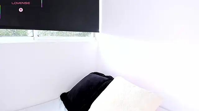 CamiiLovers online show from 07/07/26, 10:57