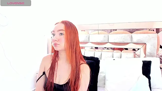 Snapshot of CamiiLovers chatting on 11/08/25, 05:38 CamiiLovers online show from 11/08/25, 05:38