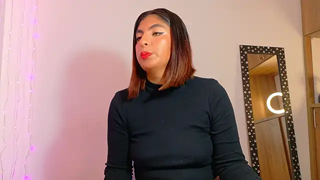 im anna  online show from 11/10/25, 09:09