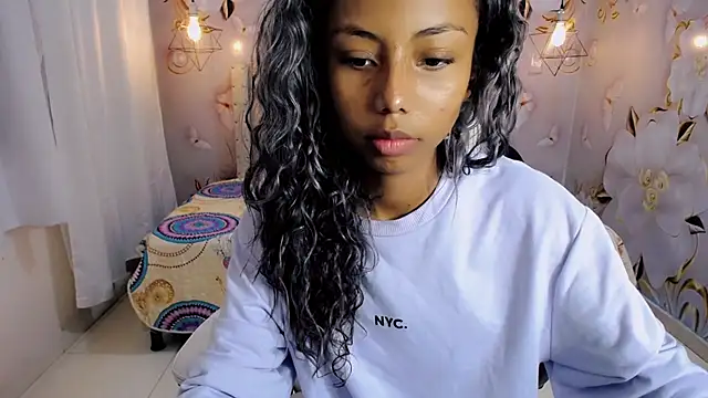 Snapshot of jasmin_brunette_ chatting on 02/20/25, 11:42 jasmin brunette online show from 02/20/25, 11:42