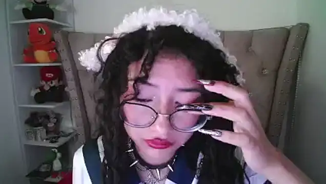 Snapshot of CherieCurl chatting on 02/21/26, 04:53 CherieCurl online show from 02/21/26, 04:53