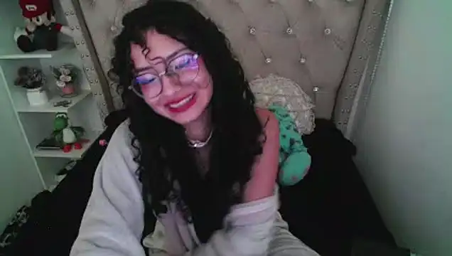 Snapshot of CherieCurl chatting on 01/10/26, 03:35 CherieCurl online show from 01/10/26, 03:35