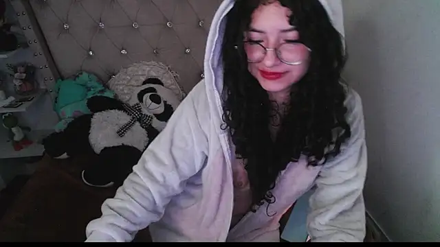 CherieCurl online show from 11/20/25, 07:47