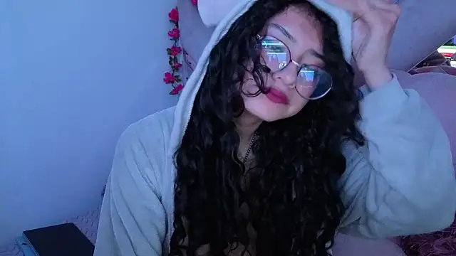 CherieCurl online show from 05/19/26, 06:59