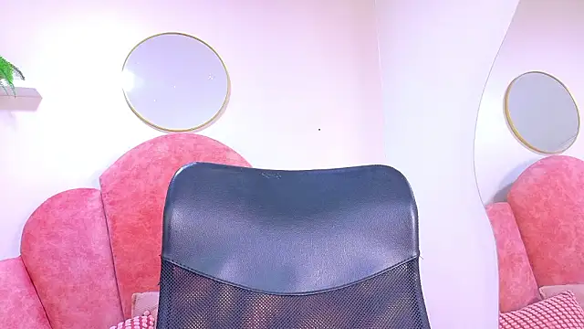 LilithSmith  online show from 02/16/26, 11:42