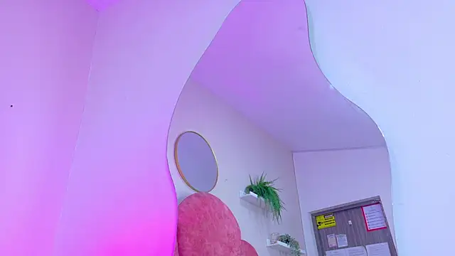 Snapshot of LilithSmith_ chatting on 11/04/25, 11:25 LilithSmith online show from 11/04/25, 11:25