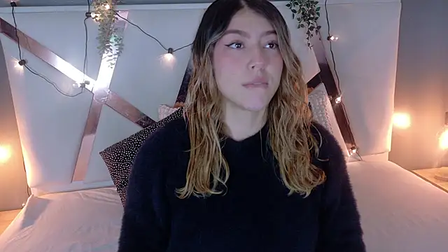 Snapshot of LilithSmith_ chatting on 11/13/25, 11:36 LilithSmith online show from 11/13/25, 11:36