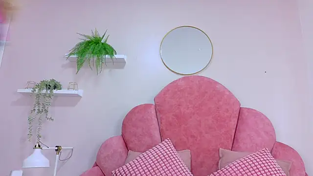 Snapshot of LilithSmith_ chatting on 12/04/25, 11:42 LilithSmith online show from 12/04/25, 11:42