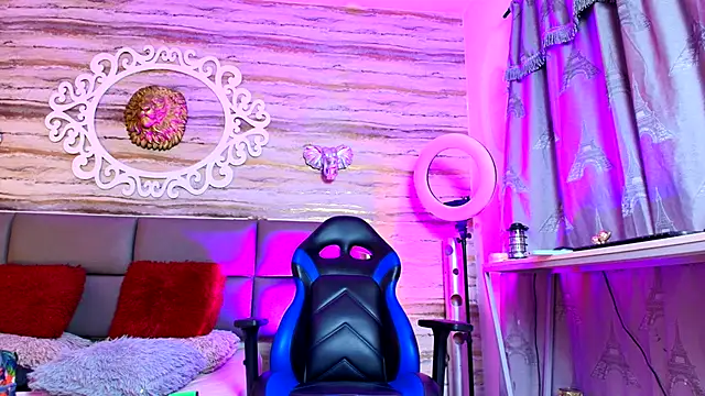 Bella salvatore online show from 09/25/25, 02:45