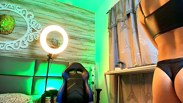 Bella salvatore online show from 09/21/25, 02:44