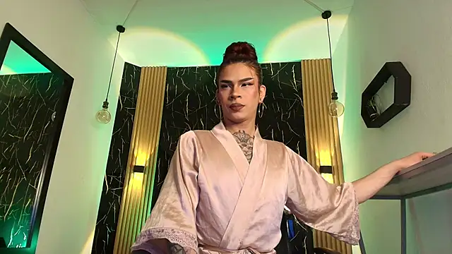 Bella salvatore online show from 04/13/26, 08:13