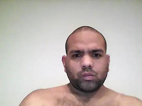 Snapshot of lukacavani33 chatting on 06/02/26, 08:25 lukacavani33 online show from 06/02/26, 08:25