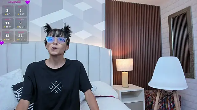 Marge lasander online show from 10/10/25, 02:34