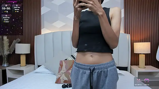 Marge lasander online show from 12/02/25, 01:50