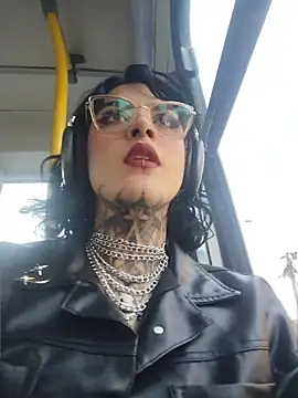 taaylor33 online show from 03/26/26, 09:35