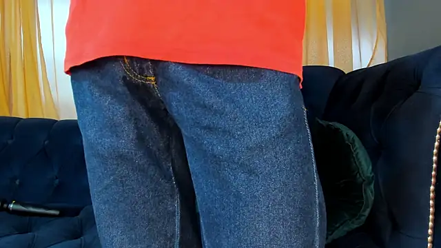 Snapshot of Ethan_Fox11 chatting on 02/27/25, 02:10 Ethan Fox11 online show from 02/27/25, 02:10