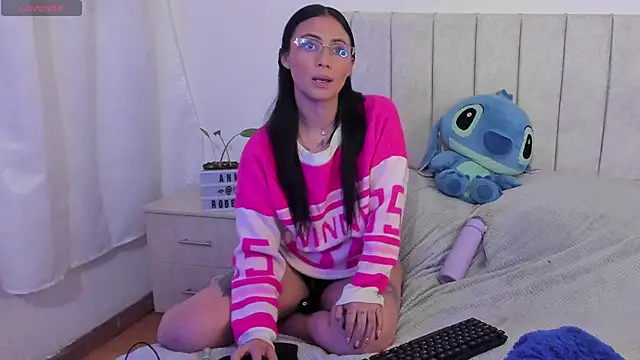 anny roberts online show from 12/21/25, 09:15