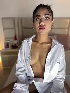 HaileyBaldwin online show from 01/06/25, 06:14