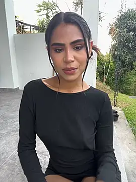 HaileyBaldwin online show from 01/26/25, 10:13