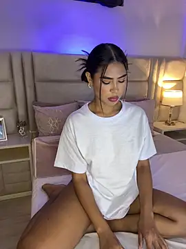 HaileyBaldwin online show from 02/06/25, 09:28