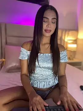 HaileyBaldwin online show from 01/23/25, 02:23