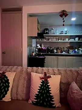 Snapshot of carolina__star chatting on 12/21/25, 02:24 carolina star online show from 12/21/25, 02:24