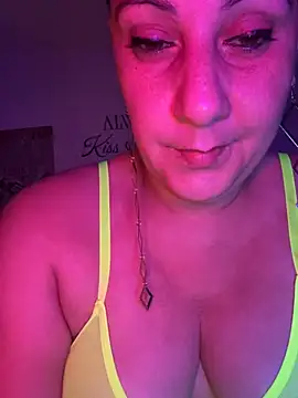 DeeLight124 online show from 04/12/26, 05:22