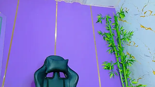 scarlet-jonesx online show from 10/04/25, 04:58