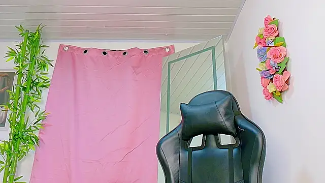 scarlet-jonesx online show from 02/22/26, 11:50