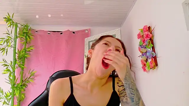 scarlet-jonesx online show from 03/22/26, 03:46