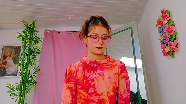 scarlet-jonesx online show from 02/23/26, 09:59