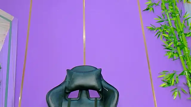 Snapshot of scarlet-jonesx chatting on 11/04/25, 09:29 scarlet-jonesx online show from 11/04/25, 09:29