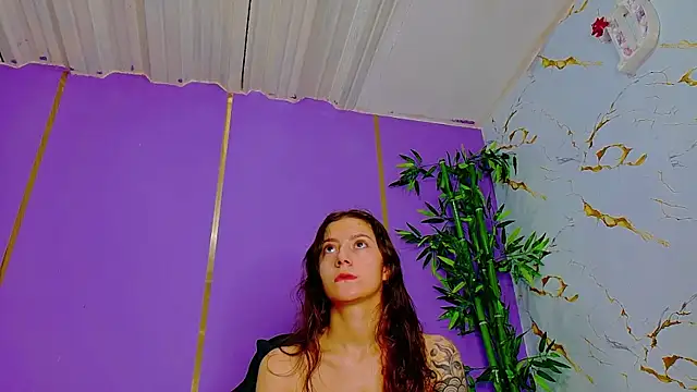 Snapshot of scarlet-jonesx chatting on 10/29/25, 11:14 scarlet-jonesx online show from 10/29/25, 11:14