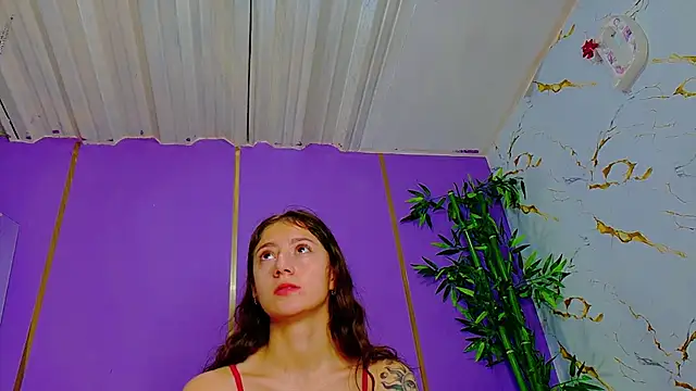 Snapshot of scarlet-jonesx chatting on 11/02/25, 11:10 scarlet-jonesx online show from 11/02/25, 11:10