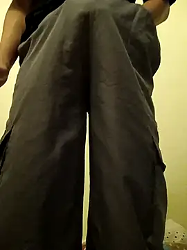 Snapshot of LiuQianXi5726 chatting on 10/18/25, 02:52 LiuQianXi5726 online show from 10/18/25, 02:52