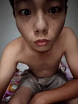 Snapshot of LiuQianXi5726 chatting on 02/09/25, 03:43 LiuQianXi5726 online show from 02/09/25, 03:43