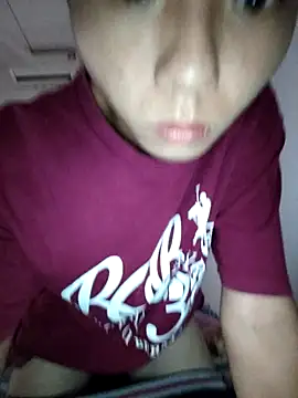 Snapshot of LiuQianXi5726 chatting on 02/28/25, 05:15 LiuQianXi5726 online show from 02/28/25, 05:15