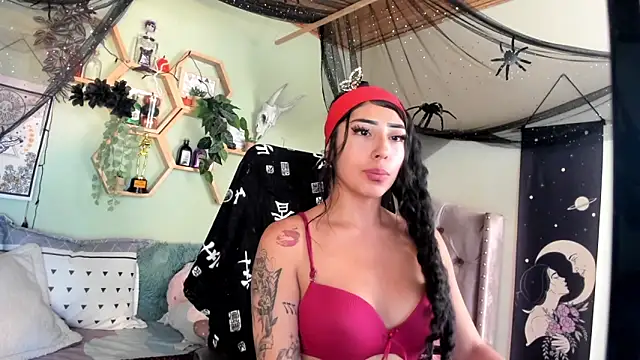 SheryLee online show from 10/15/25, 10:07
