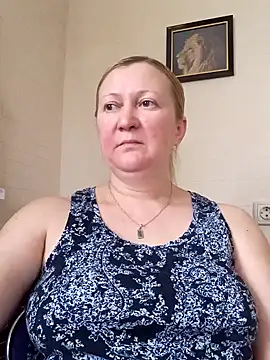 blondyaguar online show from 12/05/24, 10:17