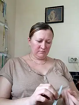 blondyaguar online show from 11/28/25, 10:04