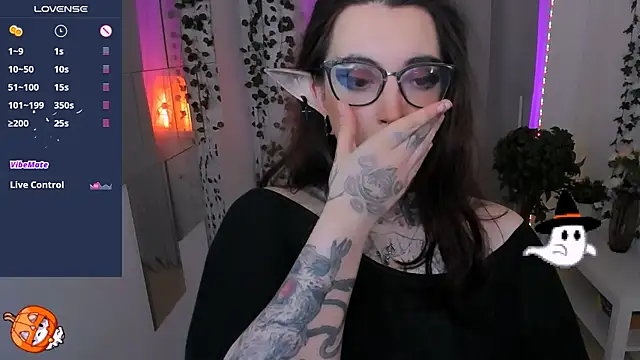 Dixi Pixi  online show from 11/22/25, 05:50