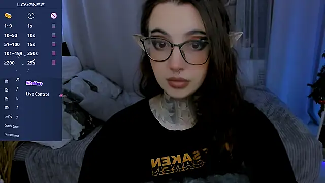 Dixi Pixi  online show from 12/17/25, 10:31