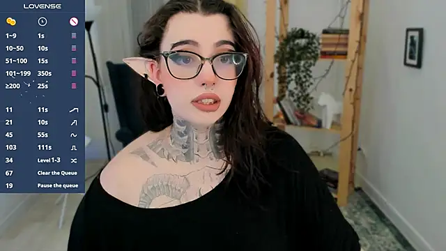 Snapshot of Dixi_Pixi_ chatting on 02/27/25, 07:19 Dixi Pixi online show from 02/27/25, 07:19