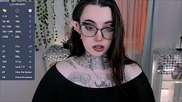 Dixi Pixi  online show from 12/19/25, 05:43