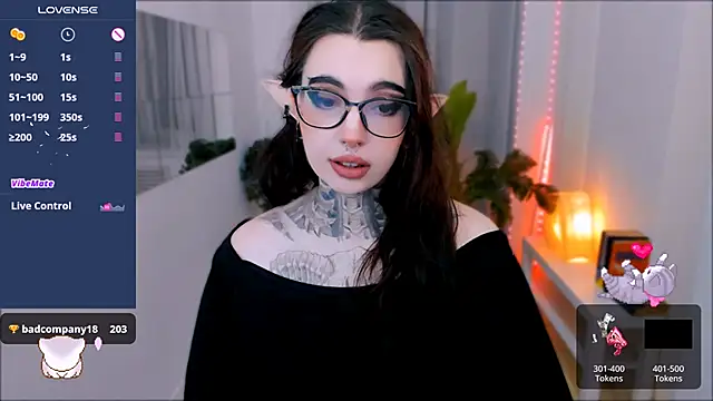 Snapshot of Dixi_Pixi_ chatting on 03/09/25, 05:44 Dixi Pixi online show from 03/09/25, 05:44